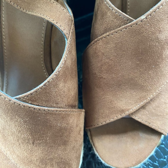 EUC Madeline Stuart espadrille wedge heel sandals - Picture 12 of 16